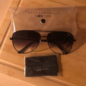 QUAY x Desi Perkins High Key Sunglasses